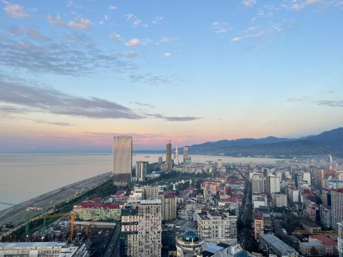 Black Sea Batumi Hotel Orbi City Exterior foto